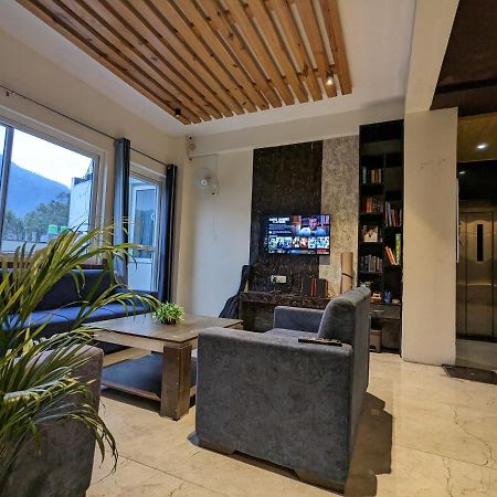 Back Stayz Hostel Ришикеш Экстерьер фото