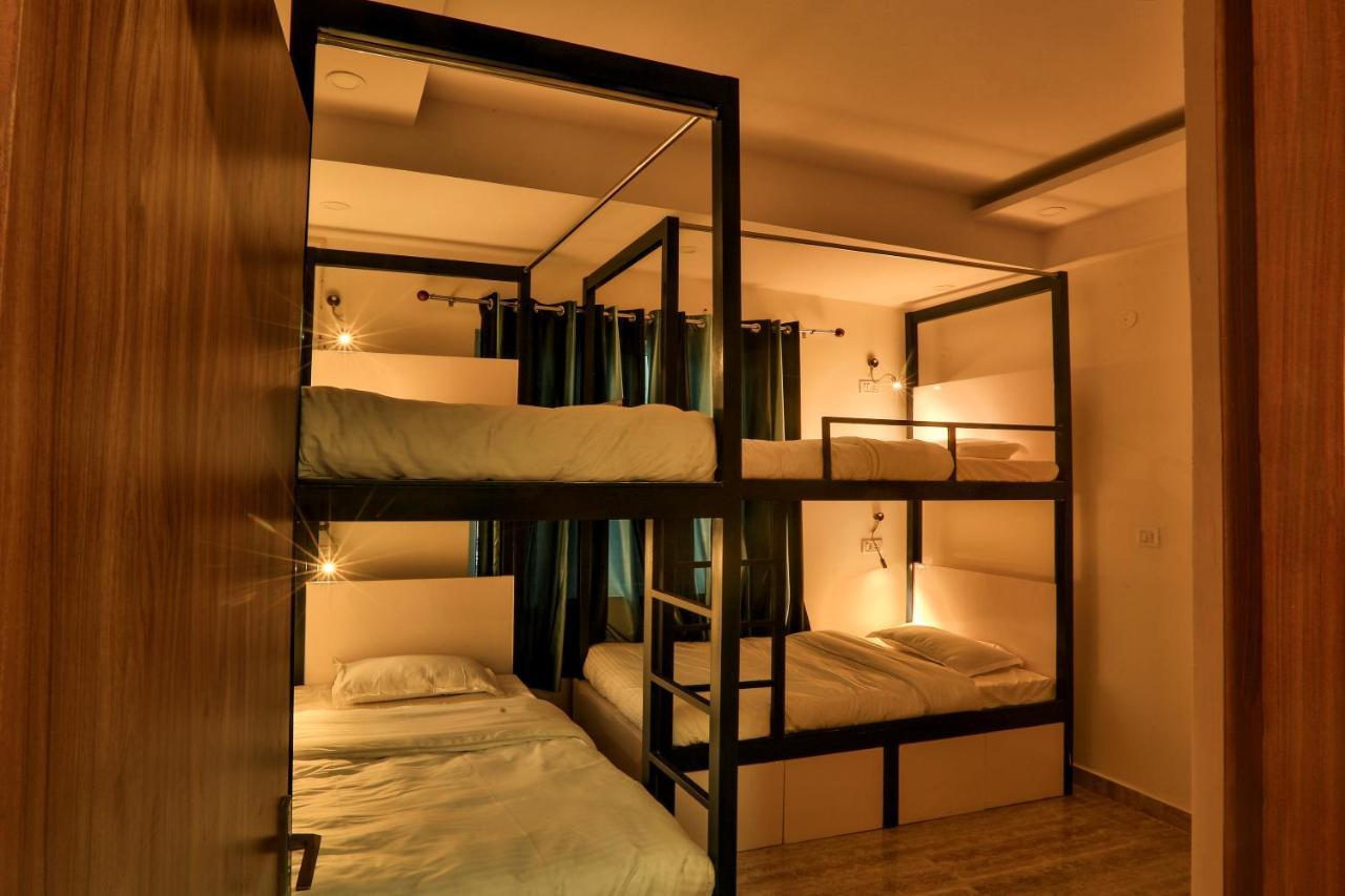Back Stayz Hostel Ришикеш Экстерьер фото